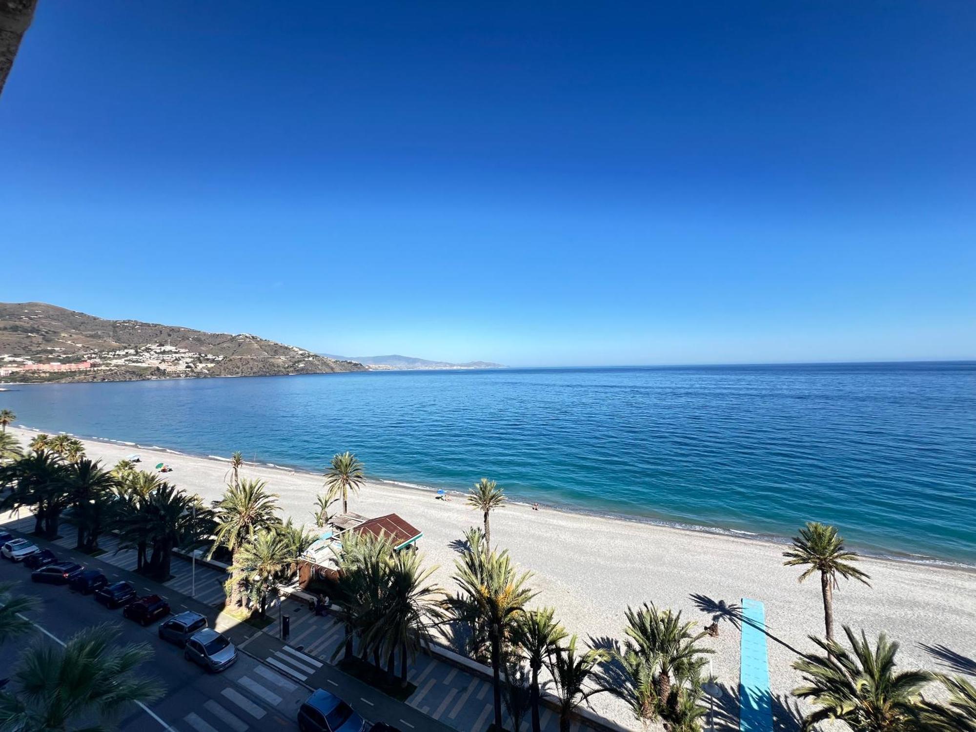 Pushe Playa Velilla Beach & Tradition 3 Альмуньекар Экстерьер фото